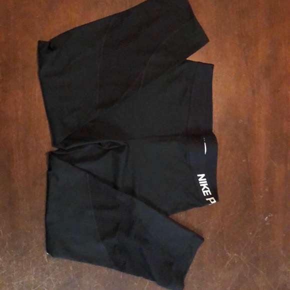 Nike pro leggings - Picture 2 of 4